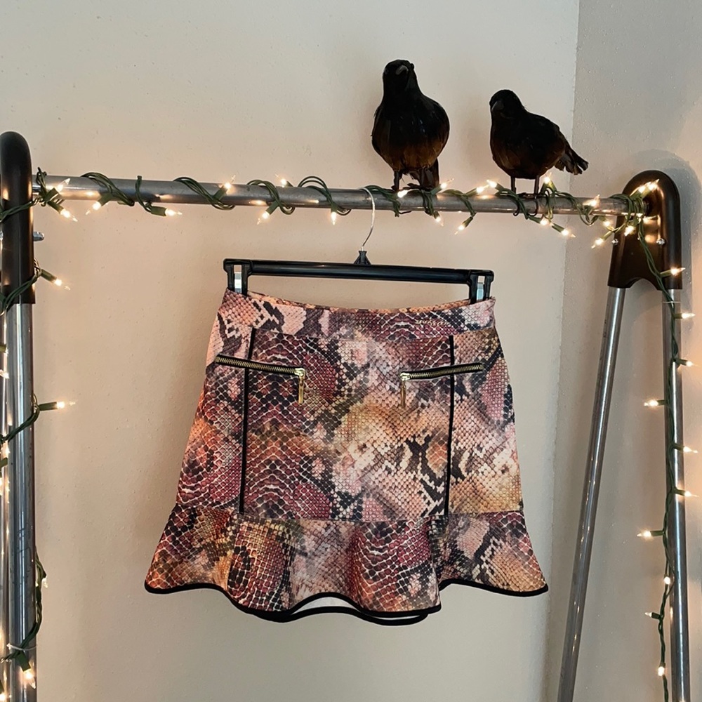 ✨Snake Skirt✨ - Picture 1 of 8